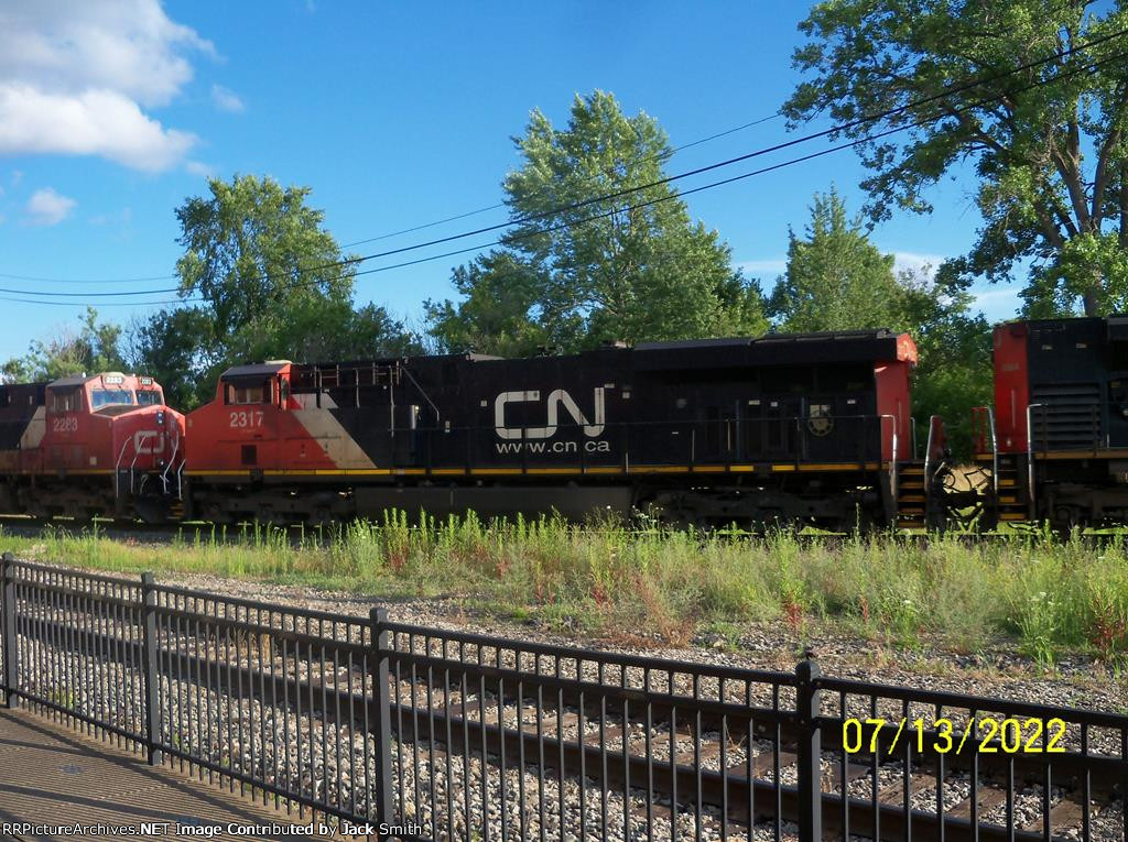 CN 2317